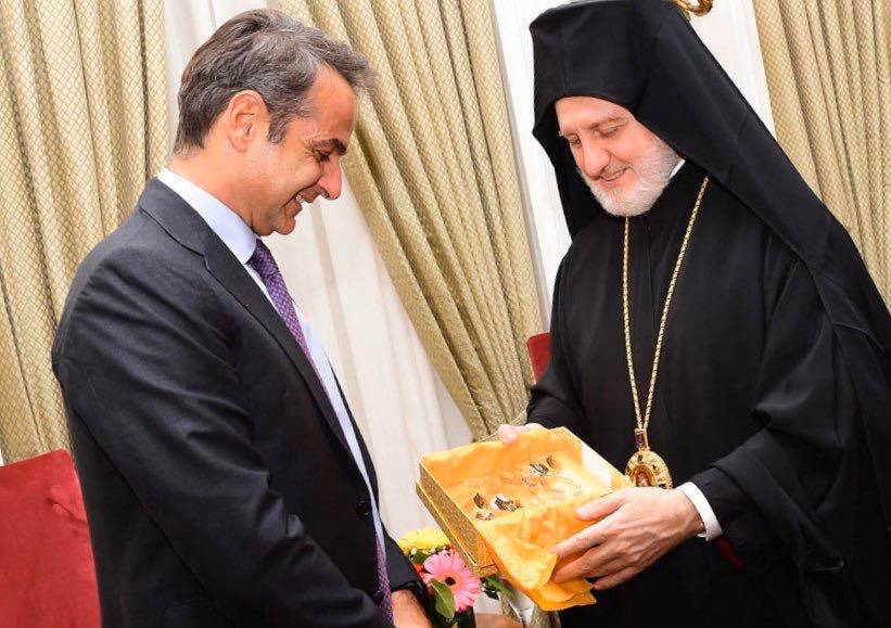 Η Ελλάδα είναι σε στιβαρά, καλά χέρια τονίζει για τον Μητσοτάκη ο Αρχιεπίσκοπος Αμερικής