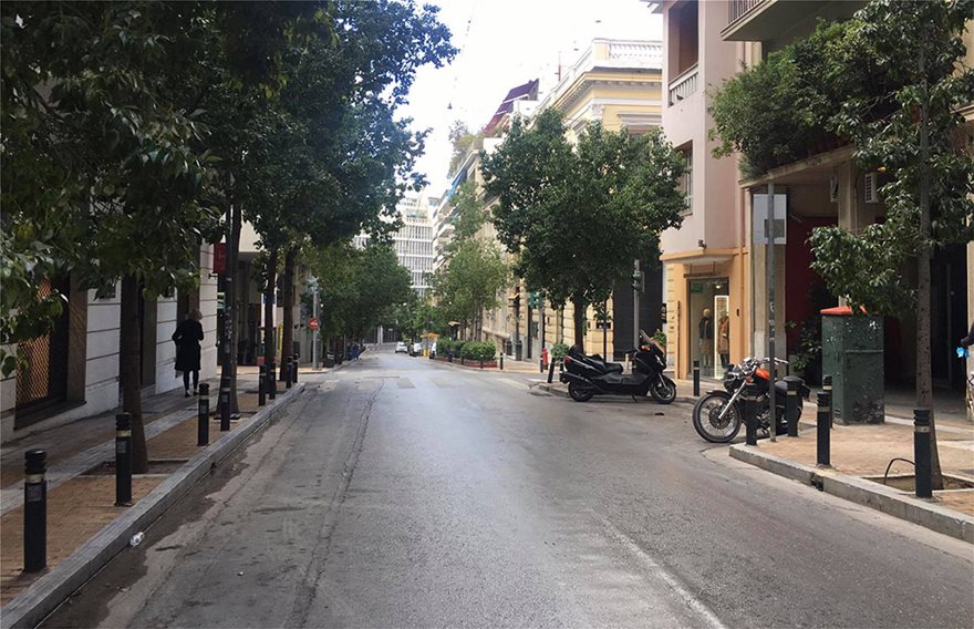 Άδειοι δρόμοι στην Αθήνα