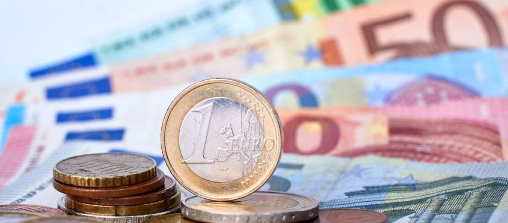 Ποιοι θα λάβουν αναδρομικά τον ερχόμενο μήνα - Πληρωμή συντάξεων ΙΚΑ, ΔΕΚΟ, 534 ευρώ επίδομα