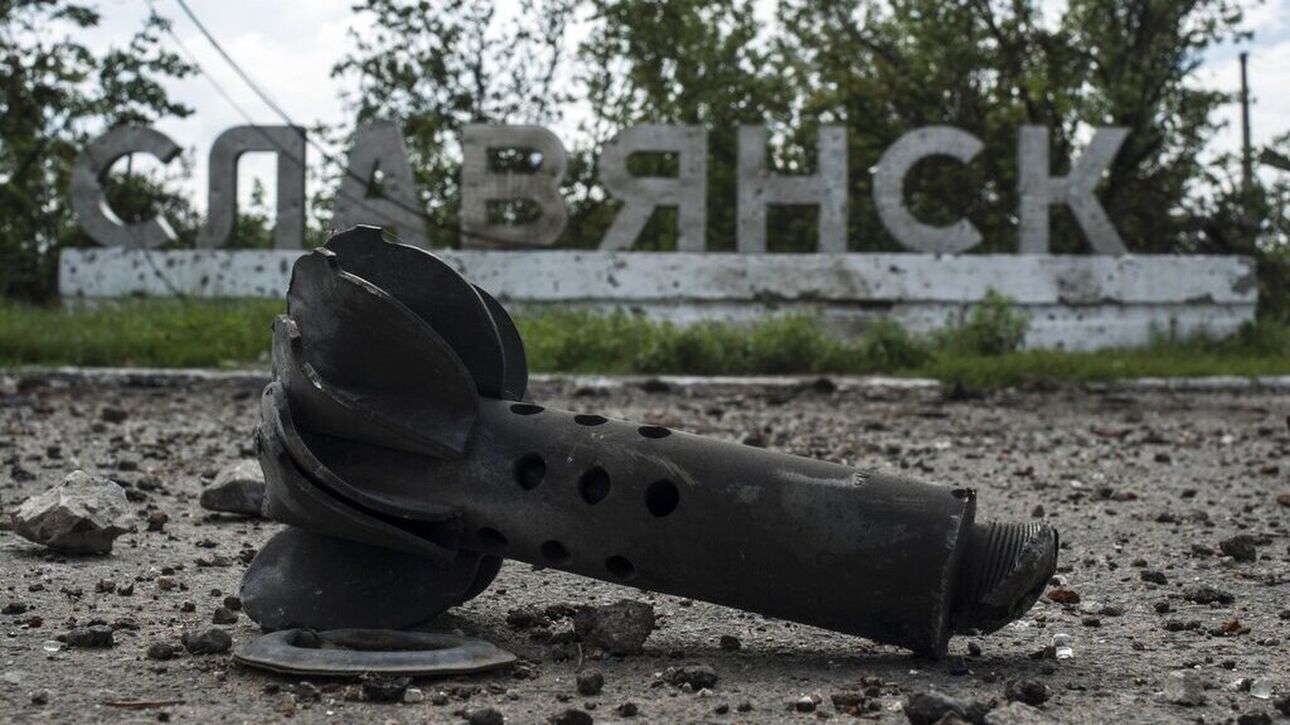 Κρίση στην Ουκρανία - Συναγερμός στο Ντονέτσκ: Αναφορές για βομβαρδισμούς στο αεροδρόμιο
