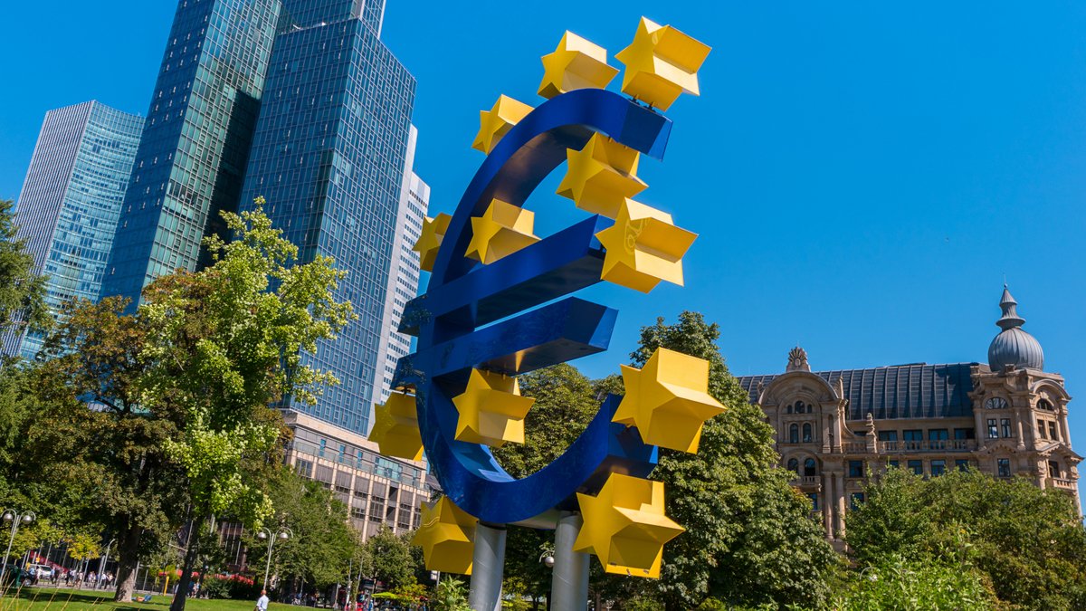 Στουρνάρας: Με τη νέα στρατηγική η ΕΚΤ θα αντιμετωπίσει καλύτερα μελλοντικές κρίσεις
