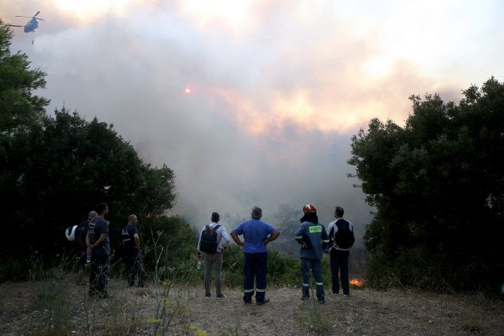107 αξιωματικοί της Πυροσβεστικής ύποπτοι για την φωτιά στη Βαρυμπόμπη