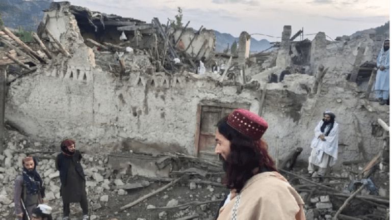 Aσύλληπτη τραγωδία στο Αφγανιστάν! Εκατοντάδες νεκροί και τραυματίες από σεισμό 5,9 Ρίχτερ