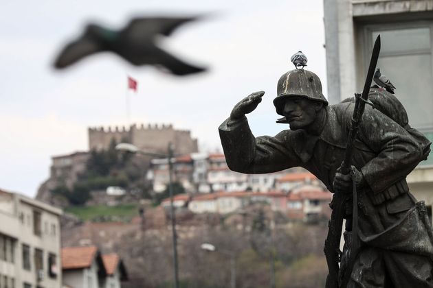 Στάζουν χολή οι Τούρκοι! Κατηγορούν την Ελλάδα ως μαριονέτα της Δύσης