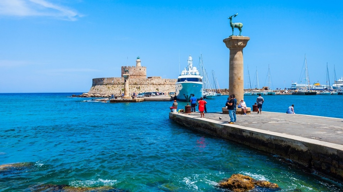 Ρόδος: Δυναμικά εξελίσσεται και ο Σεπτέμβριος για τον τουρισμό στα νησιά του Νοτίου Αιγαίου