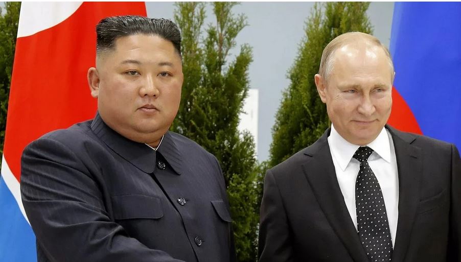 Η Βόρεια Κορέα διαψεύδει πως εξήγαγε όπλα και πυρομαχικά στη Ρωσία