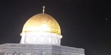 An image-grab from a video taken early on April 14, 2024, shows rocket trails in the sky above the Al-Aqsa Mosque compound in Jerusalem. Iran launched its first-ever direct attack on Israeli territory late on April 13, marking a major escalation of the long-running covert war between the regional foes and sparking fears of a broader conflict breaking out. (Photo by AFP)