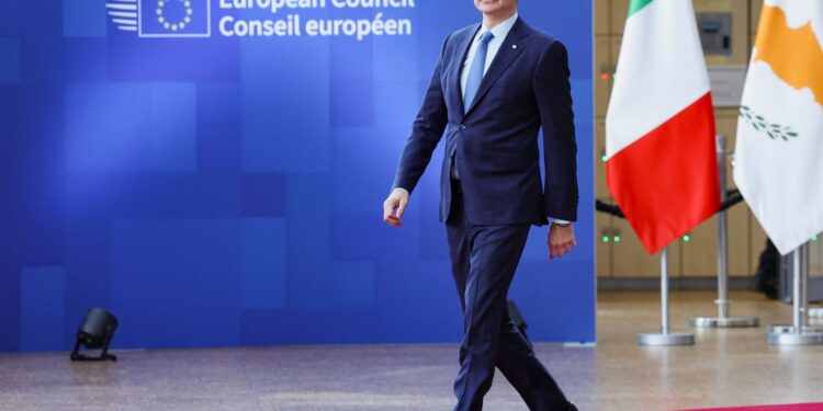 Greek Prime Minister Kyriakos Mitsotakis walks to attend a European Union summit in Brussels, Belgium March 20, 2025. REUTERS/Yves Herman