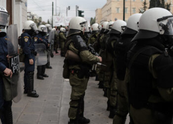 ÐÏÑÅÉÁ ÃÉÁ ÔÇÍ 46Ç ÅÐÅÔÅÉÏ ÁÐÏ ÔÇÍ ÅÎÅÃÅÑÓÇ ÔÏÕ ÐÏËÕÔÅ×ÍÅÉÏÕ (EUROKINISSI/ ÓÙÔÇÑÇÓ ÄÇÌÇÔÑÏÐÏÕËÏÓ)