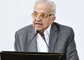 Eκδήλωση του Ινστιτούτου Νίκος Πουλαντζάς στο πλαίσιο της επετείου των 80 χρόνων από τη λήξη του Β' Παγκοσμίου Πολέμου, στο Πάρκο Ελευθερίας στην Αθήνα, Τετάρτη 21 Μαΐου 2025. Στην εκδήλωση χαιρετισμό απηύθυνε ο πρόεδρος του ΣΥΡΙΖΑ-ΠΣ Σωκράτης Φάμελλος ενώ μίλησαν οι, Χάρης Δούκας, Δήμαρχος Αθηναίων, Αντώνης Λιάκος, Ιστορικός, Ομότιμος Καθηγητής ΕΚΠΑ, Αθηνά Σκουλαρίκη, Επίκουρη Καθηγήτρια Πανεπιστημίου Κρήτης και Μενέλαος Χαραλαμπίδης, Ιστορικός, Διδάκτορας Ιστορίας ΕΚΠΑ. Την συζήτηση συντόνισε η Μαρία Ρεπούση, Ιστορικός, Διευθύντρια του Ινστιτούτου. 
(ΜΙΧΑΛΗΣ ΚΑΡΑΓΙΑΝΝΗΣ/EUROKINISSI)