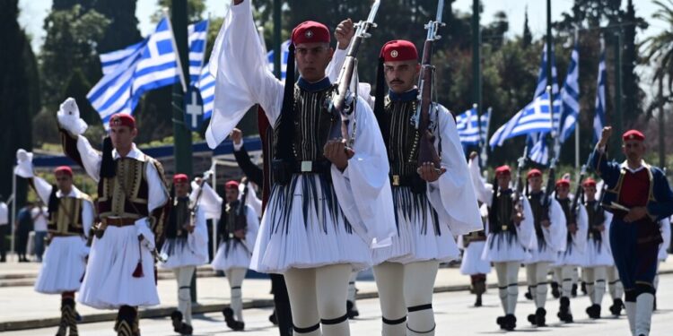 Στρατιωτική παρέλαση στην Αθήνα για την εθνική επέτειο της 25ης Μαρτίου 1821  Σάββατο 25 Μαρτίου 2023  (ΜΙΧΑΛΗΣ ΚΑΡΑΓΙΑΝΝΗΣ / EUROKINISSI)