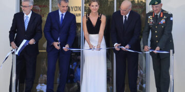 Επίσημη τελετή εγκαινίων των νέων εγκαταστάσεων της Διεύθυνσης Πληροφορικής και Κυβερνοχώρου του ΓΕΕΘΑ παρουσία του Πρωθυπουργού, Κυριάκου Μητσοτάκη, του Υπουργού Εθνικής Άμυνας, Νίκου Δένδια και στελεχών των Ενόπλων Δυνάμεων στο Υπουργείο Εθνικής Άμυνας.  Δευτέρα 22 Ιουνίου 2026   (ΓΙΩΡΓΟΣ ΚΟΝΤΑΡΙΝΗΣ / EUROKINISSI)